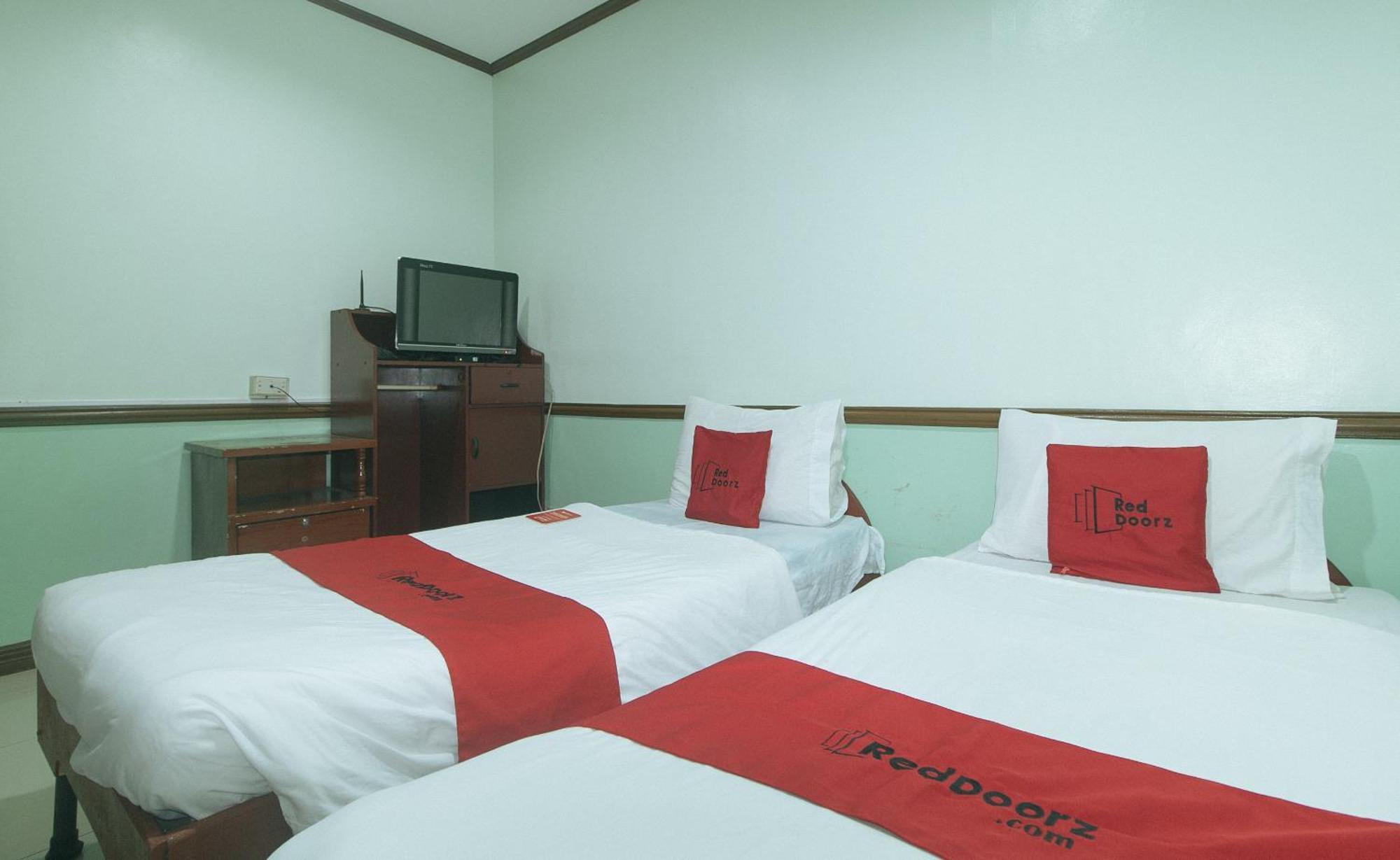 Reddoorz At Maanyag Pension House Mandaue Cebu Εξωτερικό φωτογραφία